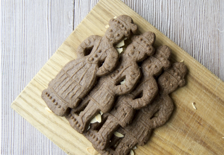 four traditional speculaas "dolls"